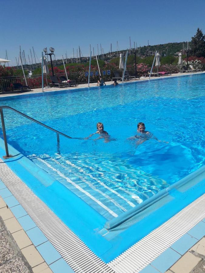 Floating Sea House Kahne Portoroz Villa Exterior foto