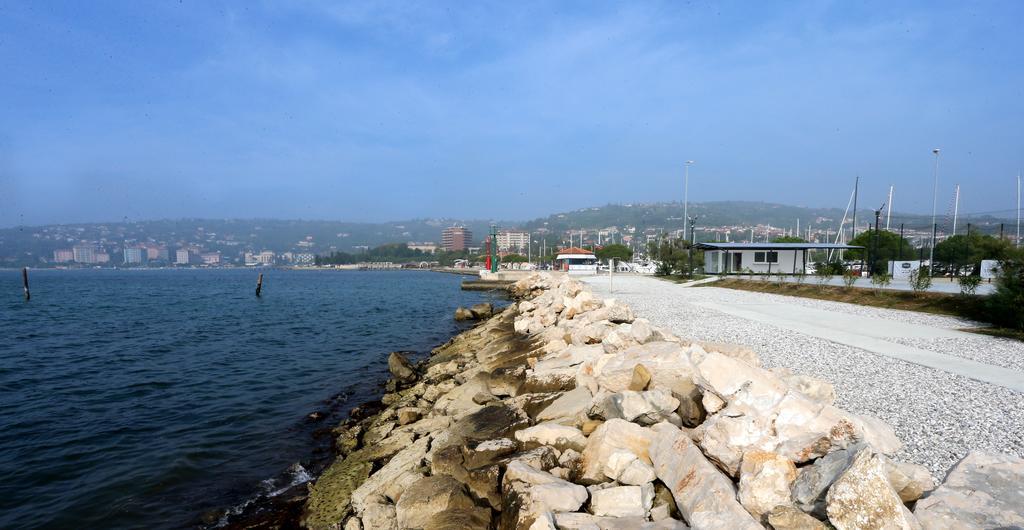 Floating Sea House Kahne Portoroz Villa Exterior foto