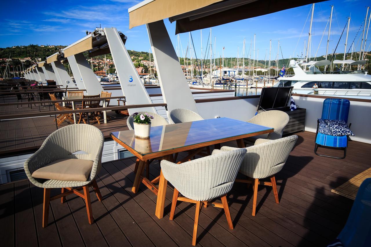 Floating Sea House Kahne Portoroz Villa Exterior foto